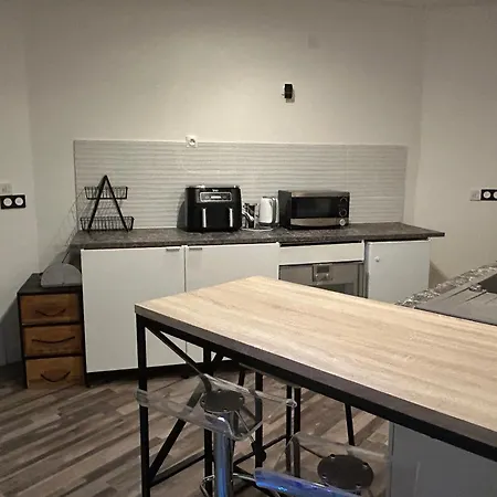 Hébergement de vacances La Bulle Zen - 2 Bedrooms - Terrace - Ac - Parkings- 8 Couchages Max-2 Sdb Ambares-et-Lagrave