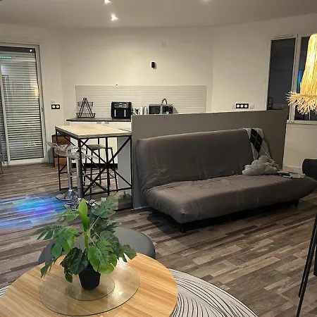 Hébergement de vacances La Bulle Zen - 2 Bedrooms - Terrace - Ac - Parkings- 8 Couchages Max-2 Sdb Ambares-et-Lagrave