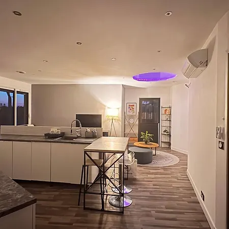 Holiday home La Bulle Zen - 2 Bedrooms - Terrace - Ac - Parkings- 8 Couchages Max-2 Sdb Ambares-et-Lagrave