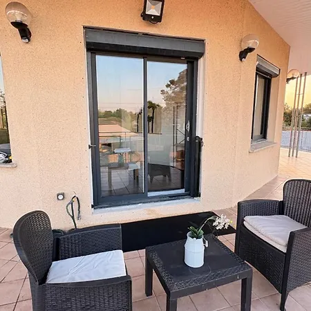 La Bulle Zen - 2 Bedrooms - Terrace - Ac - Parkings- 8 Couchages Max-2 Sdb Holiday home
